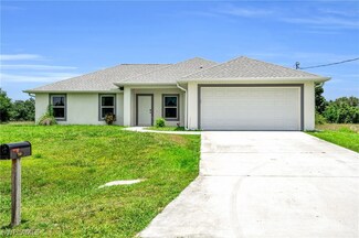 2501 E 17th St, Lehigh Acres, FL 33972