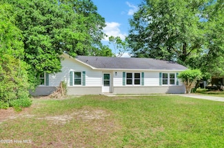410 Millhouse Rd, Castle Hayne, NC 28429