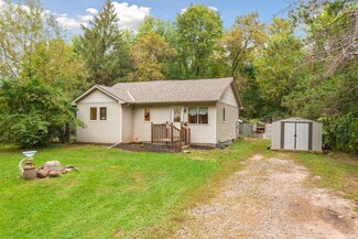 714 Central Dr E, Braham, MN 55006