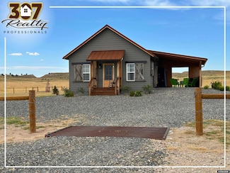 2316 Pine Ridge Rd, Fort Laramie, WY 82212