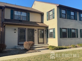 30-4 Prospect St, Metuchen, NJ 08840
