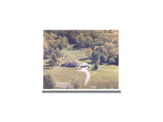 9136 SE Highway 69, Cameron, MO 64429