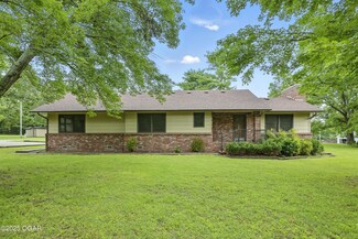 5694 Spurgeon Rd, Joplin, MO 64804