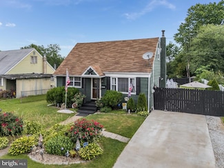 51 Soloff Dr, Trenton, NJ 08610