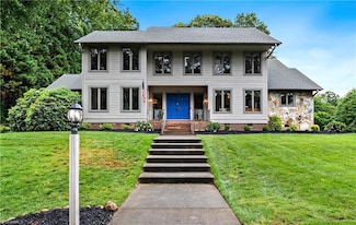 1201 Cliffspring Ct, Winston Salem, NC 27104