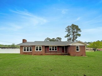 1202 N Monroe St, Sylvester, GA 31791