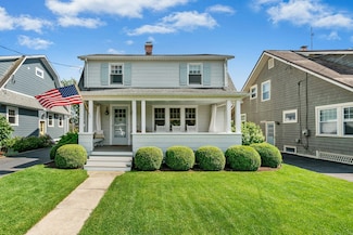 18 Wallace Ave, Norwalk, CT 06855