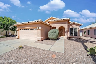 124 S Palace Gardens Dr, Tucson, AZ 85748