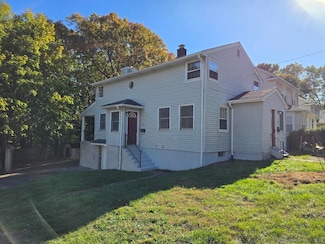 29 Courtland Ave, Waterbury, CT 06705
