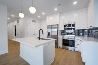 3000 Duval St Unit 102, Austin, TX 78705
