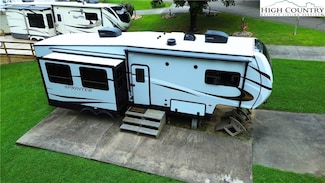 503 Saddle Ridge Dr, Ennice, NC 28623