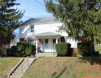 11-13 Station St, Carnegie, PA 15106