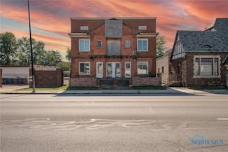 531 Broadway St, Toledo, OH 43604