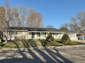 820 S Gilman, North Platte, NE 69101