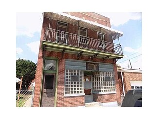 128 5th Ave, Braddock, PA 15104