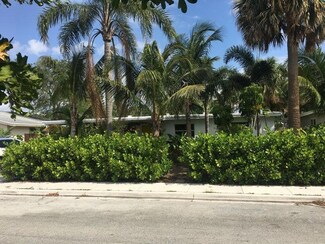 915 Chippewa St, Jupiter, FL 33458