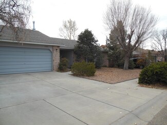 1702 Arnold Palmer Loop, Belen, NM 87002
