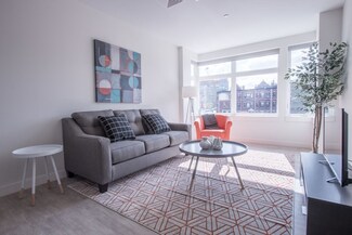 900 Beacon St Unit 204, Boston, MA 02215