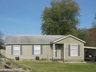 157 Fields Ln, Springfield, WV 26763