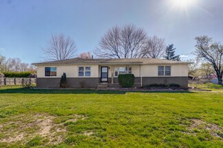 5802 S State Highway Ff, Battlefield, MO 65619