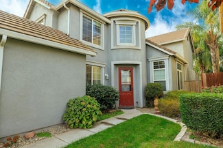 201 Coastal Ln, Waterford, CA 95386