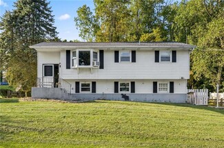 11 Fairview Ln, Bangor, PA 18013