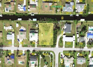 942 E 2nd St, Englewood, FL 34223