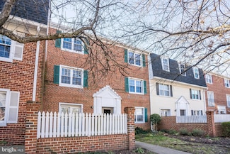 2844 A S Wakefield St, Arlington, VA 22206