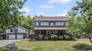 1124 S Locust St, Ottawa, KS 66067