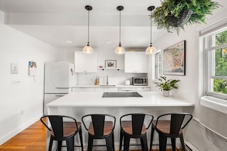 122 W 9th St Unit 2, Boston, MA 02127