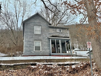 2 W School St, Galeton, PA 16922