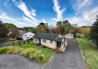 219 Low St, Newburyport, MA 01950