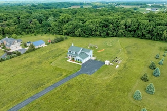 28900 Rowntree Rd, Burlington, WI 53105