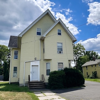 122 W Main St, Plainville, CT 06062