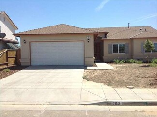 792 San Andrea Ave, Madera, CA 93637