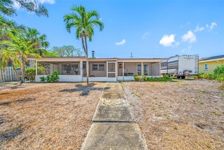 3560 Beach Dr SE, Saint Petersburg, FL 33705