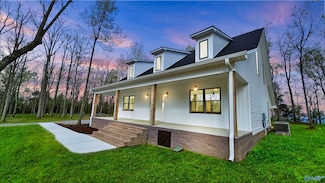 191 Scenic Dr, Section, AL 35771
