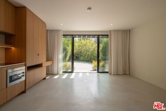 7640 Woodrow Wilson Dr, Los Angeles, CA 90046