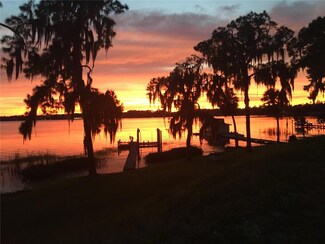 186 George St S, Tarpon Springs, FL 34688