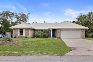 978 Sweetbrier Dr, Deltona, FL 32725