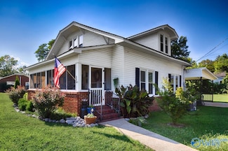 125 Larkin St, New Market, AL 35761