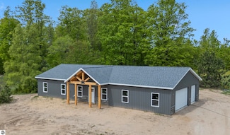 11285 Lakeshore Dr, Buckley, MI 49620