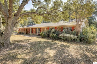 412 Robinhood Ln, Delhi, LA 71232