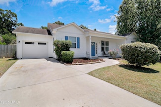 21 Wintergreen Dr, Beaufort, SC 29906