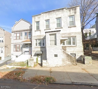 40 Spruce St, Jersey City, NJ 07306
