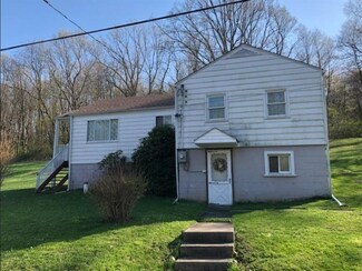 233 Salem Dr, New Alexandria, PA 15670