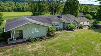 864 Lizard Creek Rd, Andreas, PA 18211