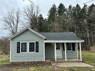 4406 S Onondaga Rd, Nedrow, NY 13120