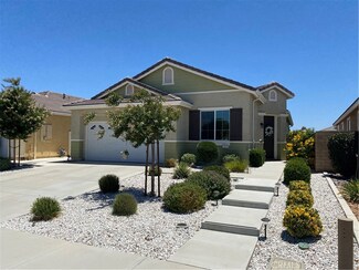 26715 Opalescent Dr, Menifee, CA 92584