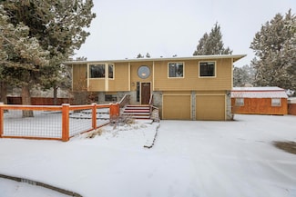 1111 SE Palmwood Ct, Bend, OR 97702